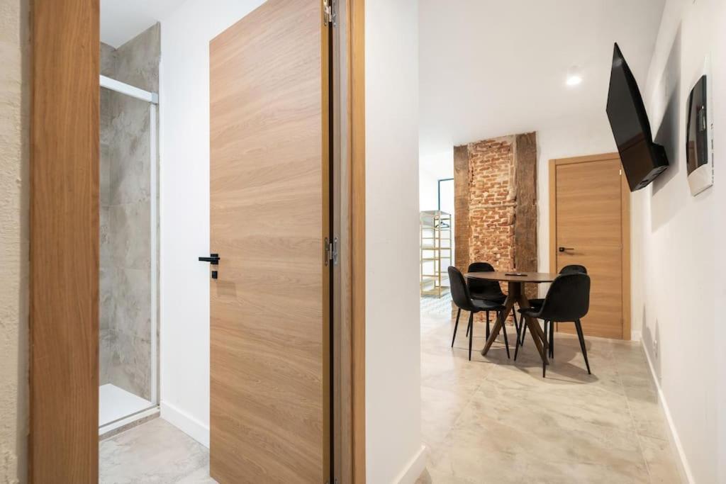 Nice Flat In Lavapies At Street Level S23A Μαδρίτη Εξωτερικό φωτογραφία