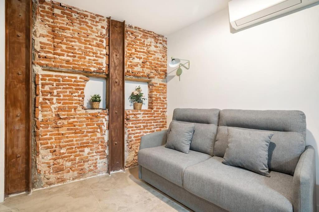 Nice Flat In Lavapies At Street Level S23A Μαδρίτη Εξωτερικό φωτογραφία