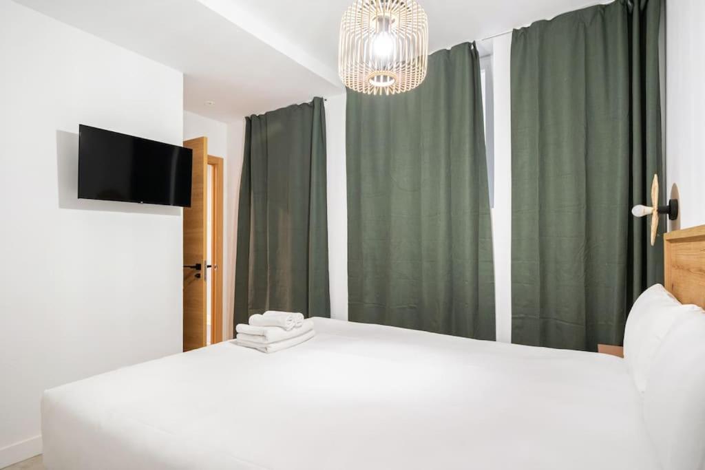 Nice Flat In Lavapies At Street Level S23A Μαδρίτη Εξωτερικό φωτογραφία